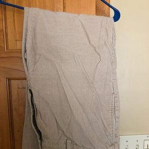 Barley Worn Vineyard Vines cordaroys